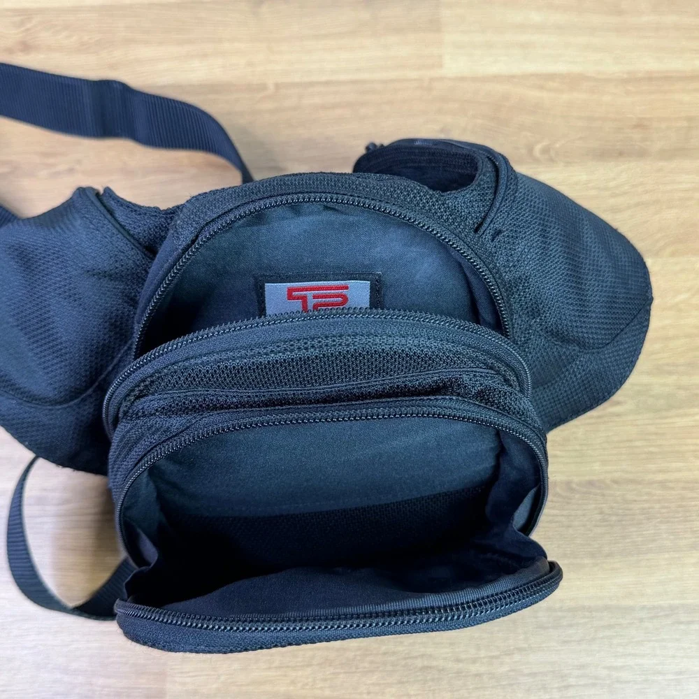 Tumi T2 Ballistic Nylon Sling Crossbody‎